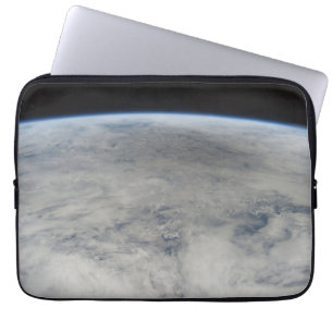 Funda Para Portátil La Sombra De La Luna Está En El Pacífico Norte.