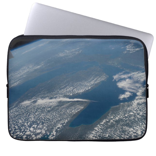 Funda Para Portátil Lago Michigan, Lago Huron Y Estado De Michigan. (Frente)