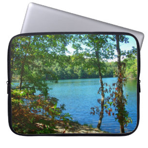 Funda Para Portátil Lago Wilderness de Madera