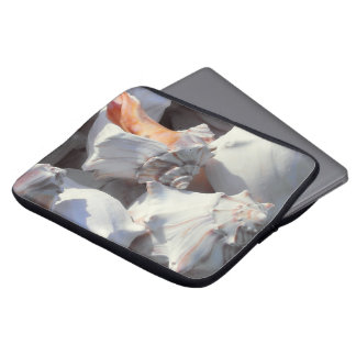Funda Para Portátil Las conchas marinas a la luz del sol y la sombra
