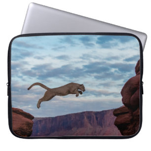 Funda Para Portátil León de montaña Salto de salto matutino, león, ani