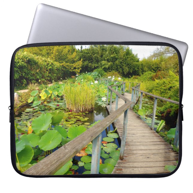 Funda Para Portátil Lily Pond (Frente)