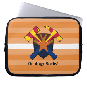 Funda Para Portátil Logo de Rock Hammer del geólogo con bandera de Ari