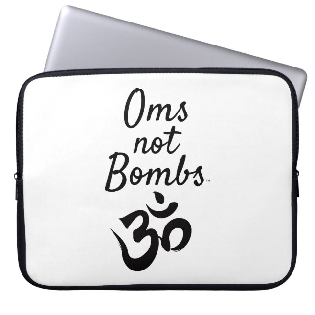 Funda Para Portátil Logo Oms Not Bombs™ Om (Frente)
