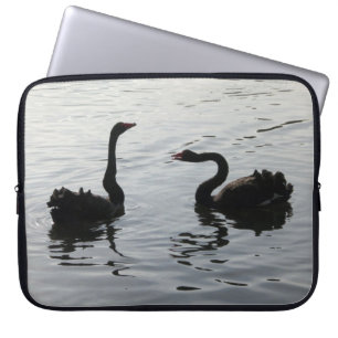 Funda Para Portátil Los Cisnes Negros Se Saludan Unos A Otros