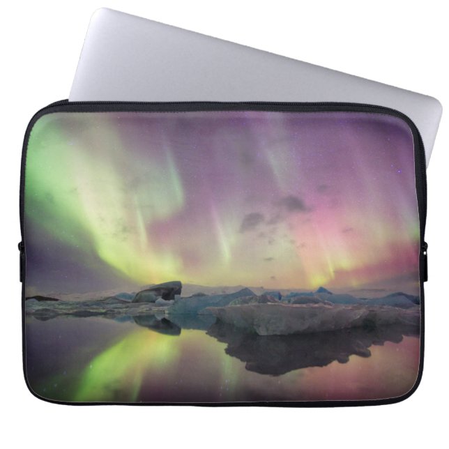 Funda Para Portátil Luces de Aurora en la laguna (Frente)