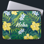 Funda Para Portátil Luna Hibiscus Garden Hawai - Amarillo y Marina<br><div class="desc">Camarada amarilla, evergreen, lima, azul y marina. Las flores hibiscus y plumeria bailan sobre un fondo de monstera y hojas de palmera. Estas flores se usan comúnmente en ropa para camisas aloha y muu muus creando un diseño que recuerda a las huellas hawaianas de los años 50 y 60. Personalizar...</div>