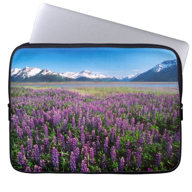 Funda Para Portátil Lupines en flor | Montañas Kenai, Alaska (Frente)