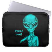¡Mala Alien, eres la siguiente!