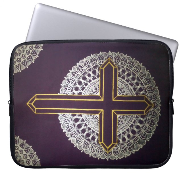 Funda Para Portátil Mandala de Cruz Dorada (Frente)
