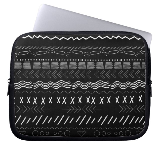 FUNDA PARA PORTÁTIL MANGUITO DE LÍNEAS TRIBALES (B&W) (Frente)
