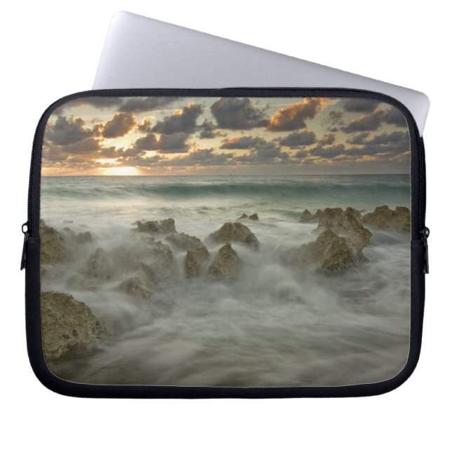 Funda Para Portátil Mar Caribe, Islas Caimán.  Ondas colapsadas 3 (Frente)