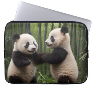 Funda Para Portátil Maravillas caprichosas: Los bebés pandas juegan en