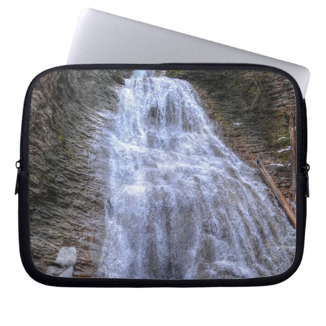 Funda Para Portátil Margaret Falls, imagen de BC I (Frente)