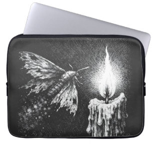 Funda Para Portátil Mariposa hacia la llama — por BurnsInHell