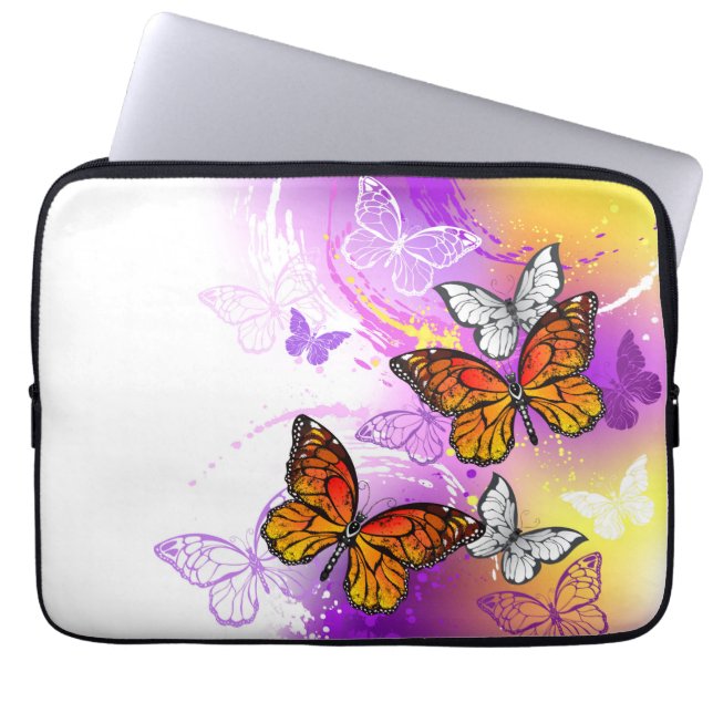 Funda Para Portátil Mariposas monarcas en fondo morado (Frente)