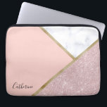 Funda Para Portátil Mármol color de rosa geométrico elegante del<br><div class="desc">Diseño geométrico elegante que ofrece el falso purpurina color de rosa del oro,  el oro y el mármol blanco.</div>