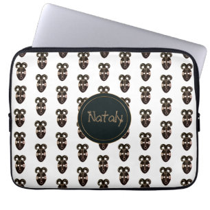 Funda Para Portátil máscara tribal africana étnica. monograma. nombre