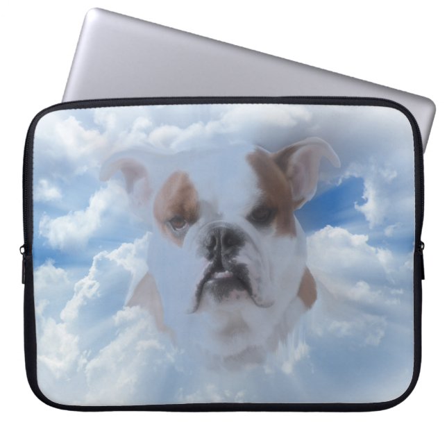 Funda Para Portátil Mascota de bulldog con nubes celestiales (Frente)