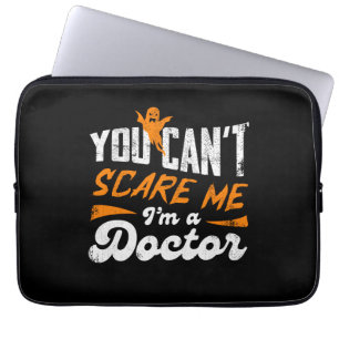 Funda Para Portátil Médico gracioso 🩺 Cita Nada me asusta regalo Médi