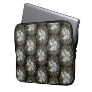 Funda Para Portátil Milkweed   Mariposa   Niebla   Media caída
