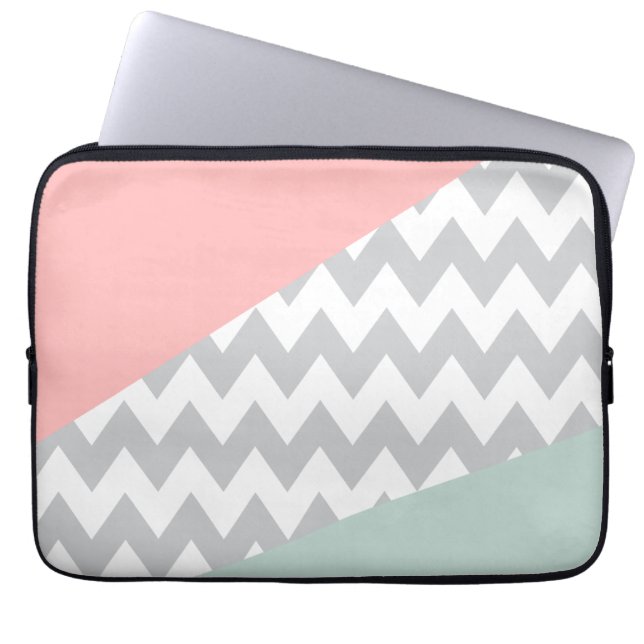 Funda Para Portátil Mint y coral de Chevron gris (Frente)