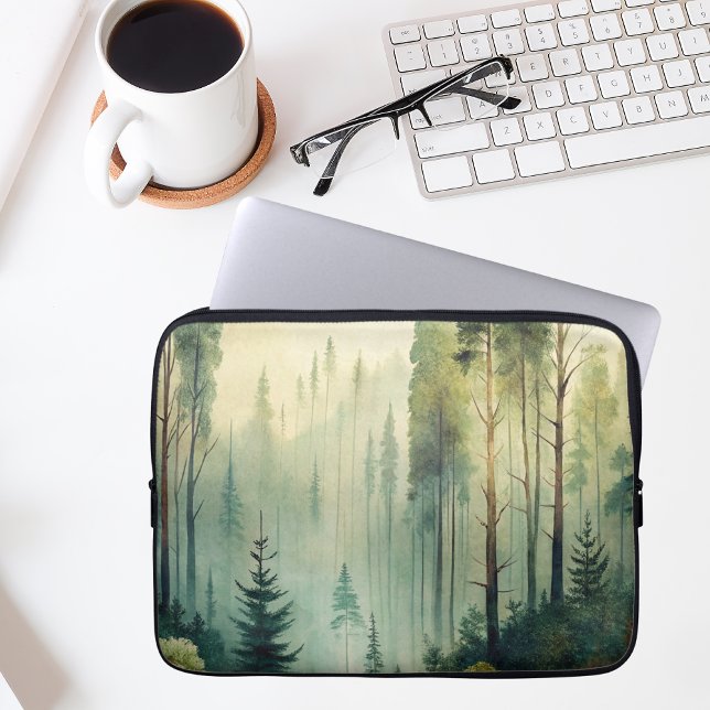 Funda Para Portátil Misty Woodland Evergreen Forest (Subido por el creador)