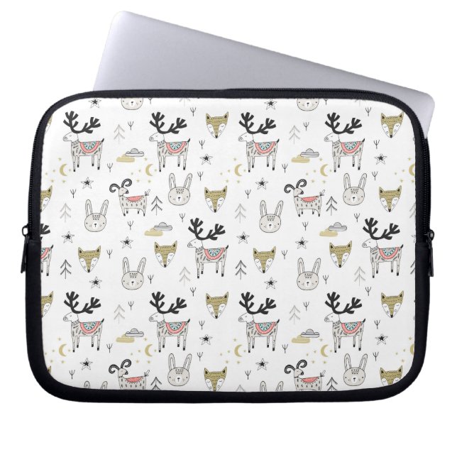 Funda Para Portátil Modelo animal del Doodle del arbolado lindo (Frente)