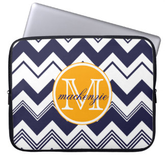 Funda Para Portátil Modelo blanco de Chevron de los azules marinos