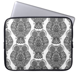 Funda Para Portátil Modelo con Doodle de los búhos