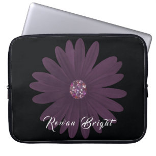 Funda Para Portátil Moderna margarita morada sobre negro simple