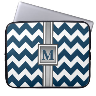 Funda Para Portátil Moderno Chevron monogramado de gris blanco azul
