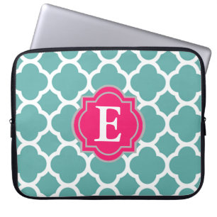 Funda Para Portátil Monograma azul claro y rosa de cuatrefoil