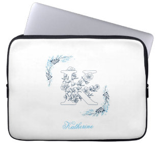 Funda Para Portátil Monograma azul inicial "K" Floral calurosa
