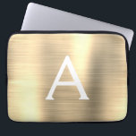 Funda Para Portátil Monograma de acero inoxidable Gold de lujo<br><div class="desc">Elegante Manga Monograma De Lujo De Faux De Acero Inoxidable. Esta manga se puede personalizar para incluir su nombre inicial y su nombre de pila.</div>