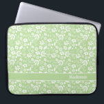 Funda Para Portátil Monograma de Flores Tropicales Girly Lime Green<br><div class="desc">Manga Monograma de Portátiles De Flores Tropicales Verdes Girly Lime Fácil de personalizar con texto,  fuentes y colores. Creado por el diseñador Zazzle pro BK Thompson exclusivamente para Cedar y String; por favor contáctenos si necesita ayuda con el diseño.</div>