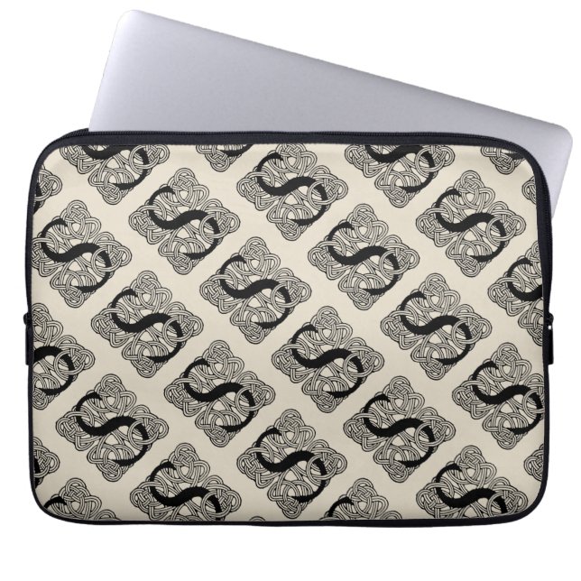 Funda Para Portátil Monograma De Knot Celta De Letra S (Frente)