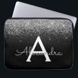 Funda Para Portátil Monograma de la Moda Glam Purpurina negro plateado<br><div class="desc">Purpurina de imitación Plata y Negro y Funda elegante de monograma esparkle. Este funda se puede personalizar para incluir su nombre inicial y su nombre de pila.</div>