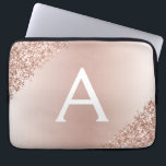 Funda Para Portátil Monograma del Purpurina metálico de oro rosa rosa<br><div class="desc">Purpurina Metálico de Oro Rosa Rosa Rubor y Funda Monograma elegante y moderno. Este funda puede ser personalizado para incluir su nombre inicial y su primer nombre y hace un gran Navidad de niñas o un regalo de cumpleaños Sweet 16.</div>
