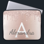 Funda Para Portátil Monograma del Purpurina metálico de oro rosa rosa<br><div class="desc">Purpurina Rubor Rosa Gold Metallic Dripping y Funda Monograma elegante y moderno. Este funda puede ser personalizado para incluir su nombre inicial y su primer nombre y hace un gran Navidad de niñas o un regalo de cumpleaños Sweet 16.</div>