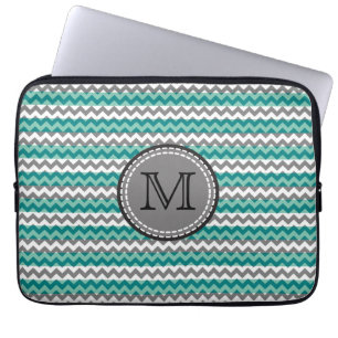 Funda Para Portátil Monograma del zigzag de chevron turquesa y gris