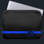 Funda Para Portátil Monograma fino del personalizado de Blue Line<br><div class="desc">Una línea azul fina indicativa de la profesión de la ley-aplicación. Este artículo ofrece un monograma de encargo junto con su nombre o su nombre de los beneficiarios del regalo por debajo él.</div>