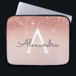 Funda Para Portátil Monograma Glam Rosa Gold Purpurina y Esparkle<br><div class="desc">Glam Rosa Gold Ombre Faux Purpurina y Sparkle Modern and Elegant Monogram Funda. Este funda se puede personalizar para incluir su nombre inicial y su nombre de pila.</div>