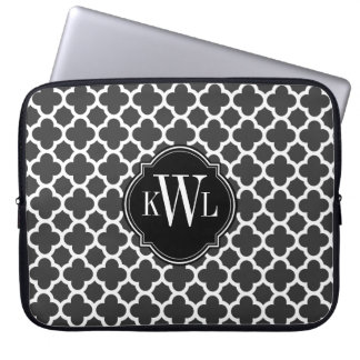 Funda Para Portátil Monograma gris y blanco del modelo de Quatrefoil