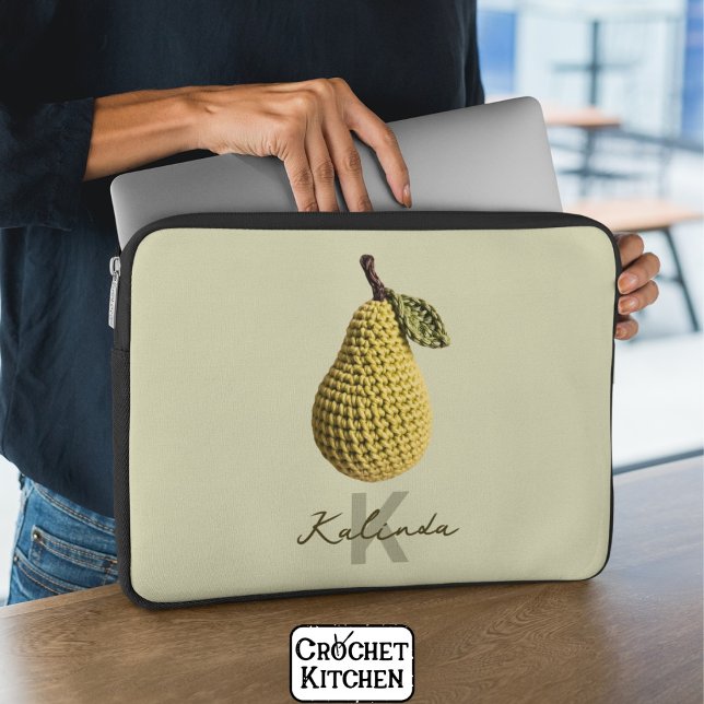 Funda Para Portátil Monograma moderno con crochet amarillo mínimo (Subido por el creador)