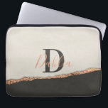 Funda Para Portátil Monograma moderno rosa negro purpurina dorado Rosa<br><div class="desc">Rosa purpurina de oro negro rosa,  rosa oro negro moderno monograma regalo</div>