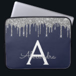 Funda Para Portátil Monograma Purpurina espumoso de plata azul de la m<br><div class="desc">Faux azul marino y plateado con Purpurina Girly moderno y elegante y elegante Funda Monograma elegante. Este funda se puede personalizar para incluir su nombre inicial y su nombre de pila.</div>