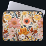 Funda Para Portátil Monograma rosado y Naranja hermoso con flores silv<br><div class="desc">Un bonito patrón de flores bordadas en naranja,  amarillo y rosa con un punto para añadir un monograma. ¡Estos son accesorios hermosos e intemporales!</div>