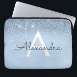 Funda Para Portátil Monogramado Purpurina azul Glam y Moda esparkle<br><div class="desc">Purpurina Baby Blue Ombre Faux y Funda Sparkle Modern and Elegant Monogram. Este funda se puede personalizar para incluir su nombre inicial y su nombre de pila.</div>