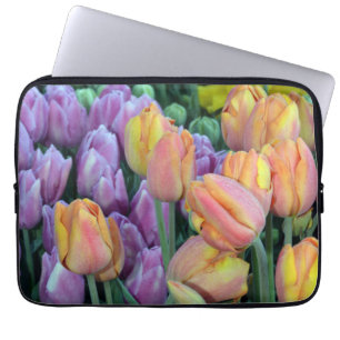 Funda Para Portátil Montones de tulipanes coloridos de primavera